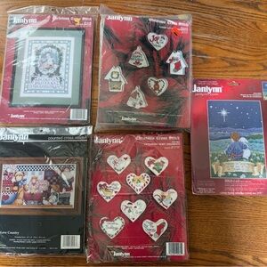 5 Unused Janlyn Christmas Vintage Needlepoint Cross-stitch Kits
